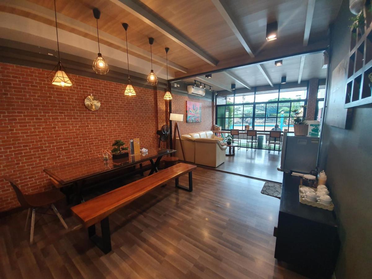 Sleep Airport Chiang Mai Bed & Breakfast Ngoại thất bức ảnh