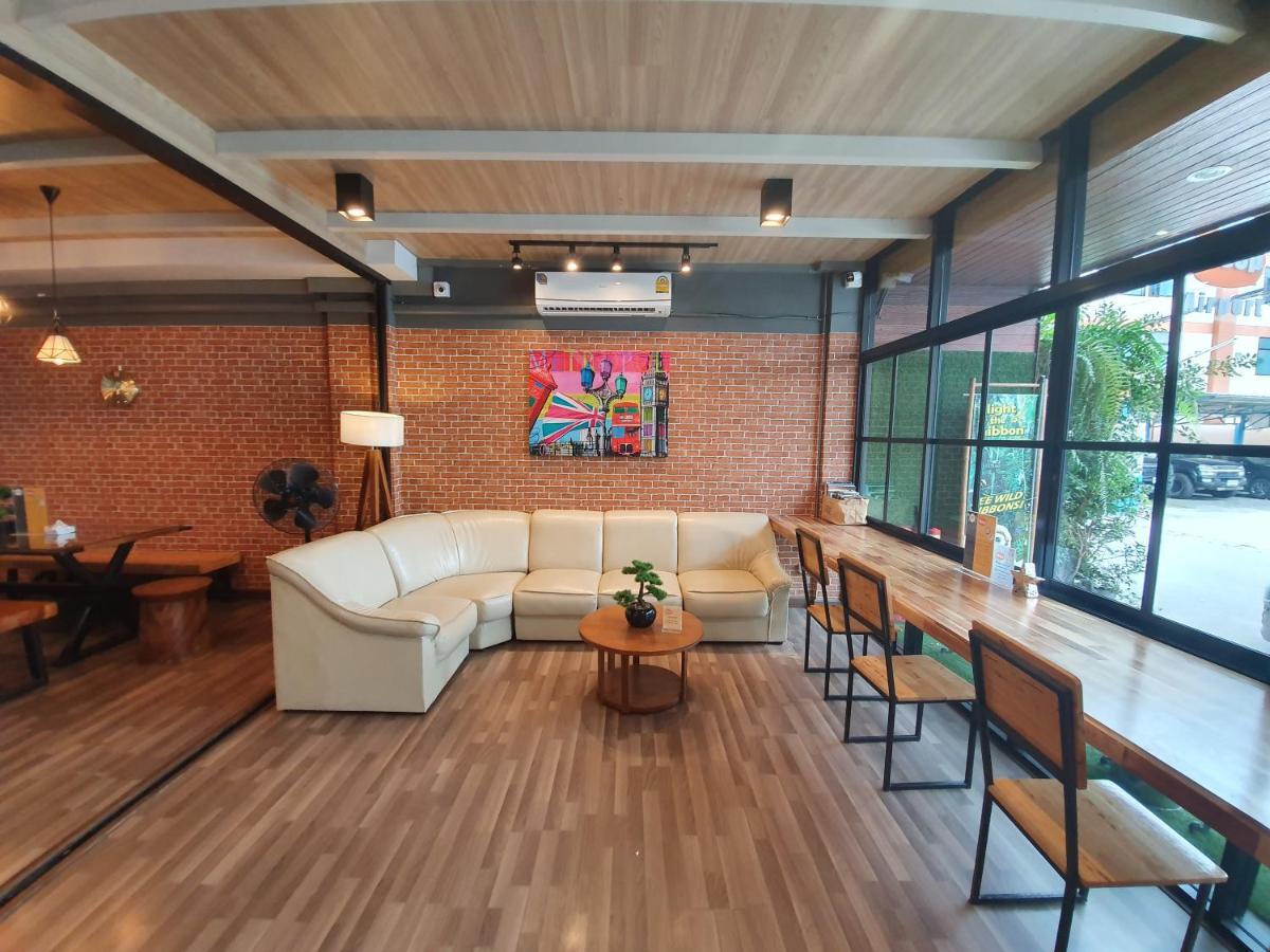 Sleep Airport Chiang Mai Bed & Breakfast Ngoại thất bức ảnh